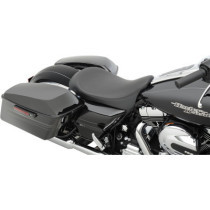 LOW-PROFILE SOLO SEAT