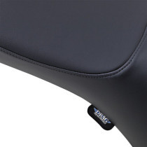 SEAT PREDATOR III SMOOTH BLACK