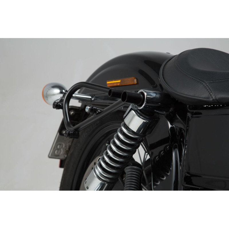 SIDE CARRIER SLC RIGHT BLACK Harley Dyna models