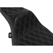 Seat Predator III Ext Reach Vinyl Silvr DD Stch Touring CVO