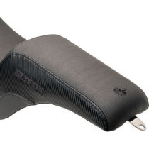 Seat Predator S/F B Logo Bk Smth Vnyl w/slpstp FXLR/FL 18-24